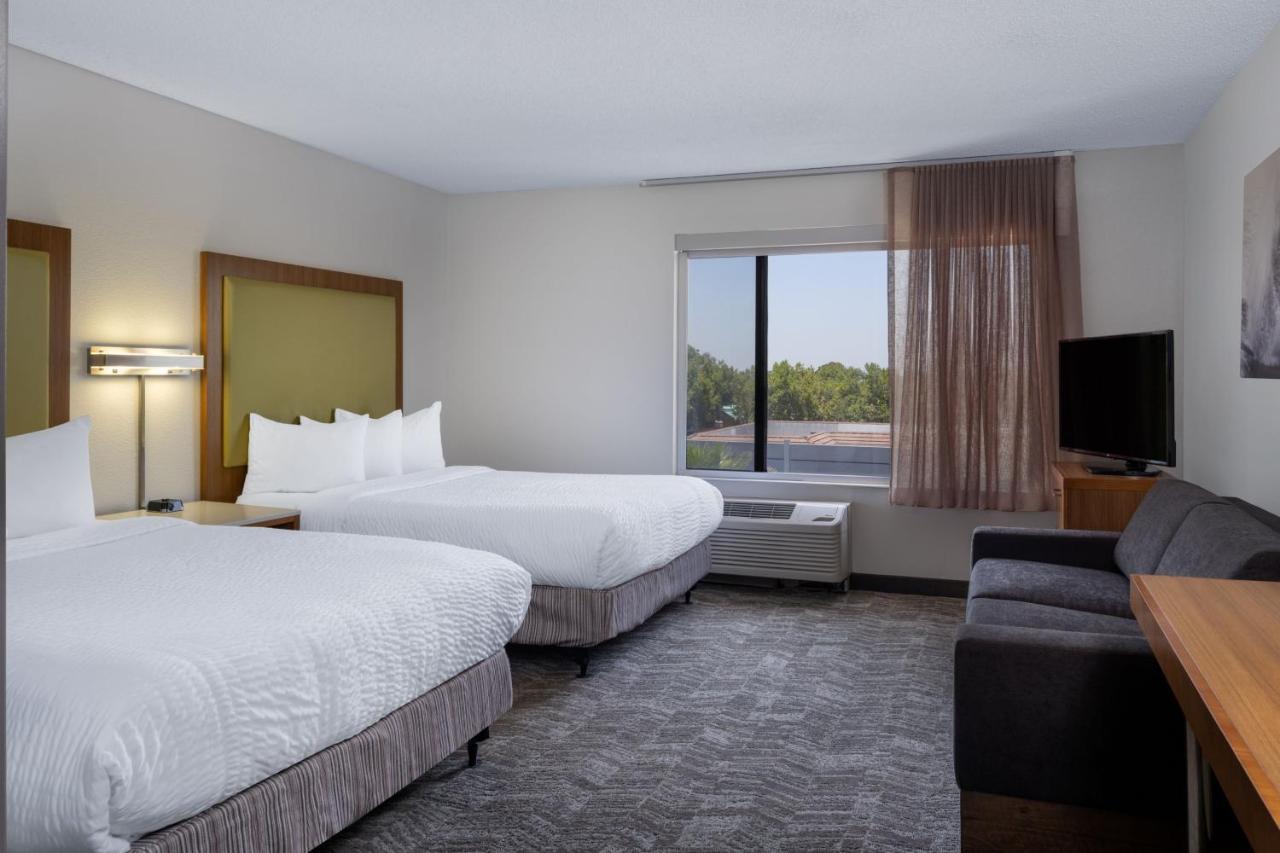Springhill Pasadena