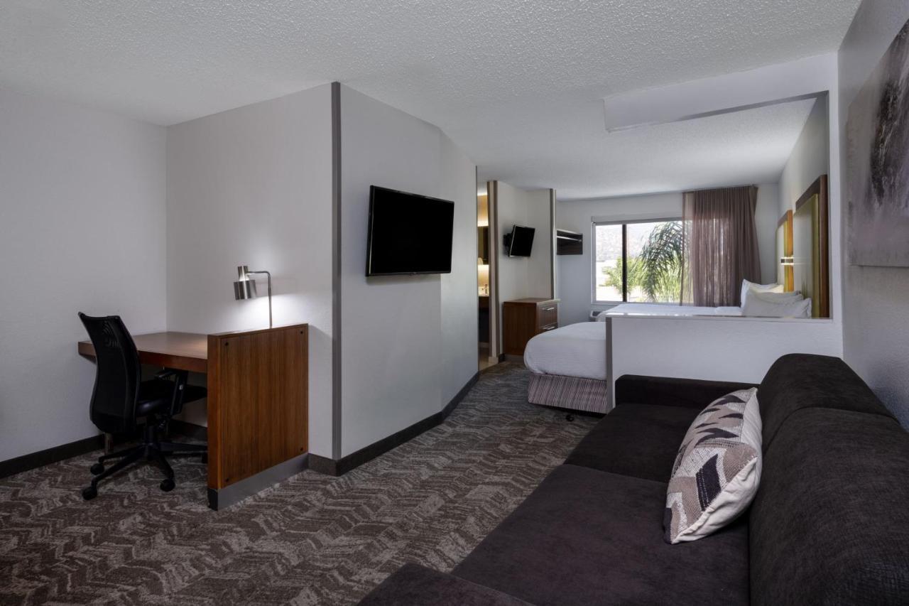 Springhill Pasadena Hotel