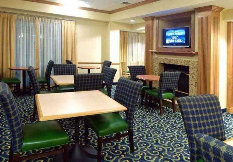 Hotel Springhill Pasadena 3*